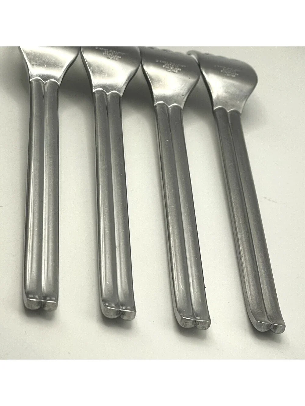 4- Reed And Barton Select FOREST Stainless Japan Dinner Fork Lot ~ 7 5/8”